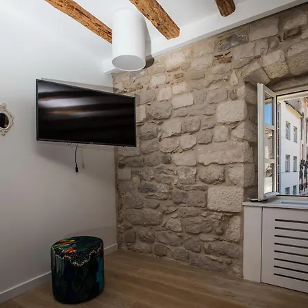 The Code Luxury Πανσιόν Σπλιτ