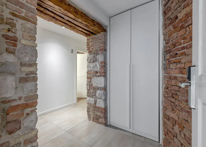 The Code Luxury 4* Σπλιτ